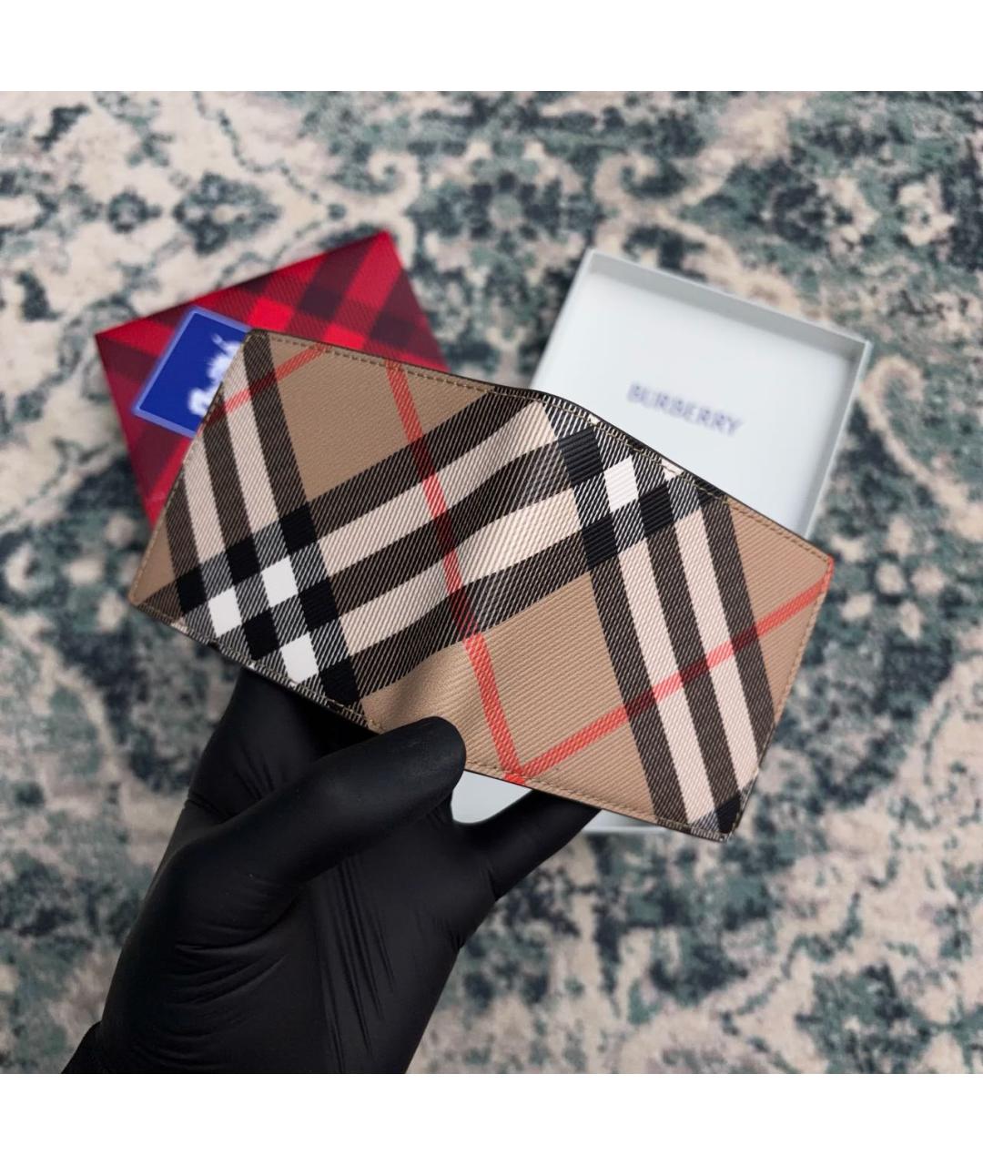 BURBERRY Бежевый кожаный кошелек, фото 4