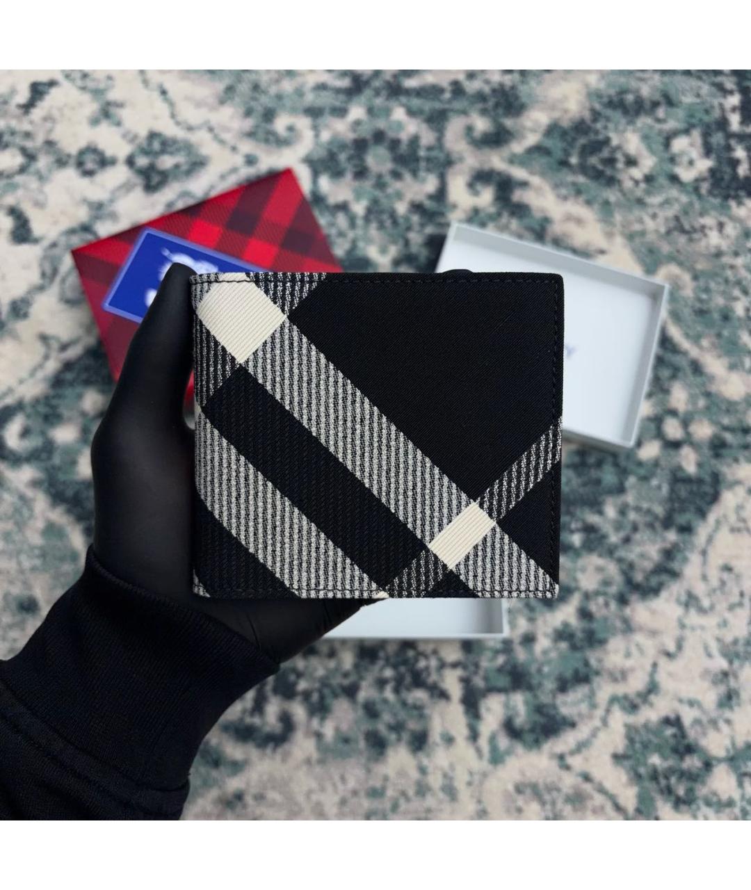 BURBERRY Черный кожаный кошелек, фото 9