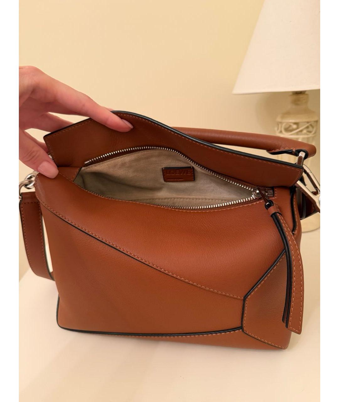 LOEWE Коричневая кожаная сумка с короткими ручками, фото 3