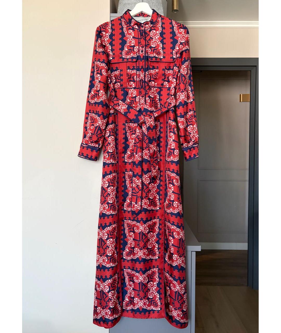 VALENTINO Красное шелковое повседневное платье, фото 2