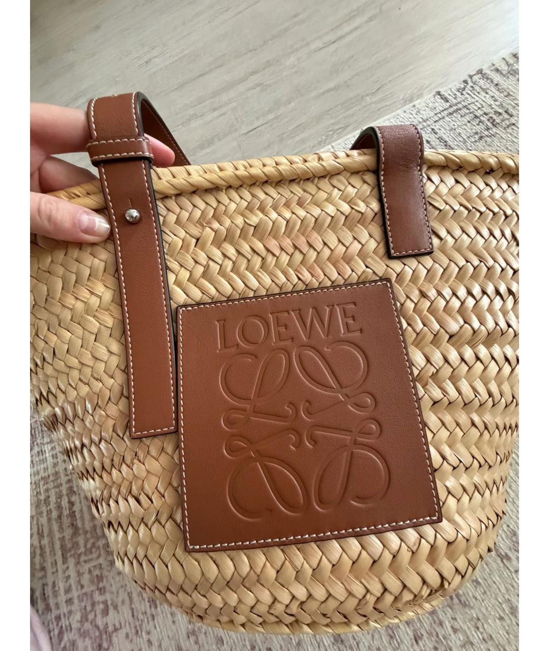 LOEWE Бежевая кожаная пляжная сумка, фото 2