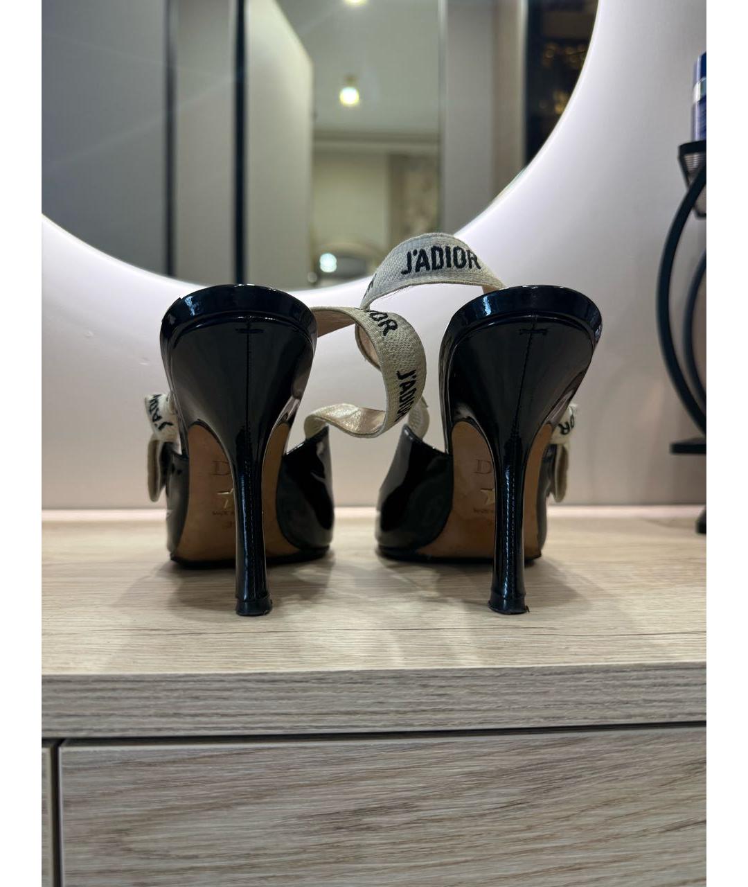 CHRISTIAN DIOR Черные туфли из лакированной кожи, фото 4
