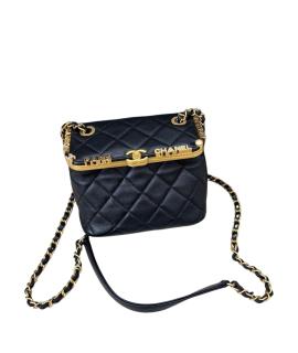 CHANEL Сумка через плечо