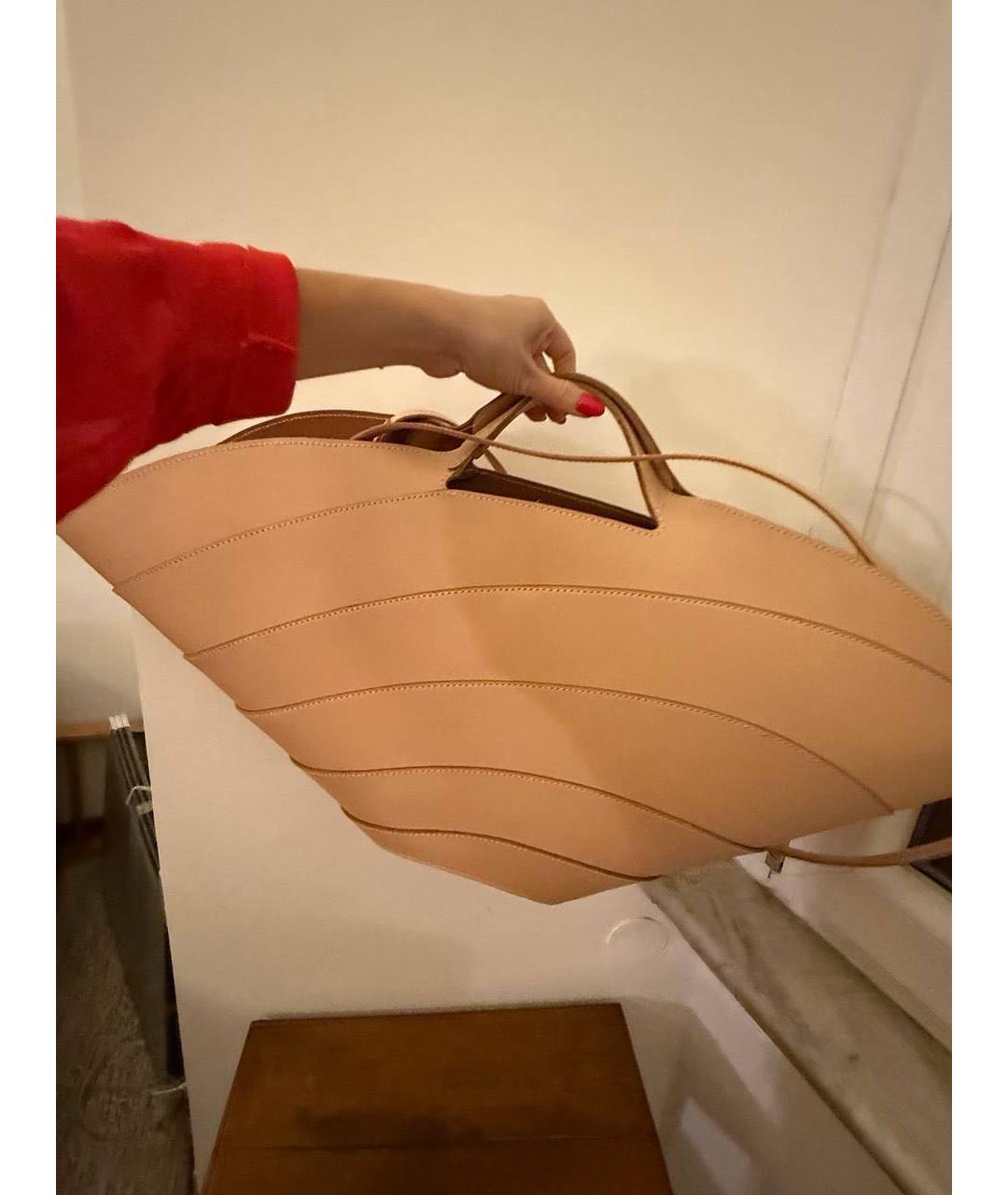 ALAIA Бежевая кожаная сумка тоут, фото 4
