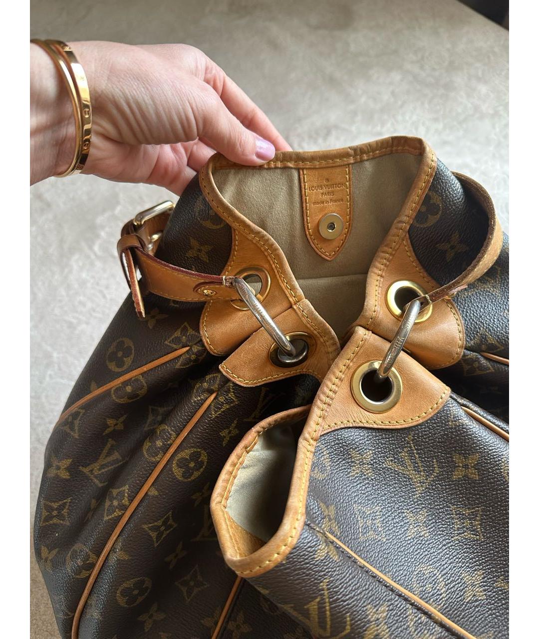 LOUIS VUITTON Коричневая сумка с короткими ручками, фото 8