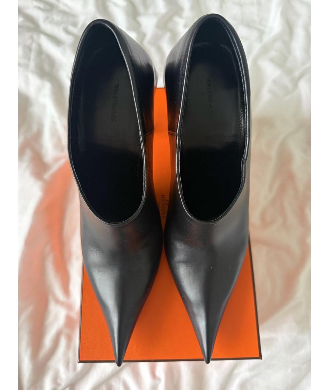 BALENCIAGA Черные кожаные ботильоны, фото 2