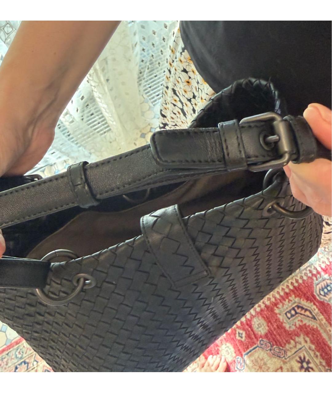 BOTTEGA VENETA Черная кожаная сумка тоут, фото 5