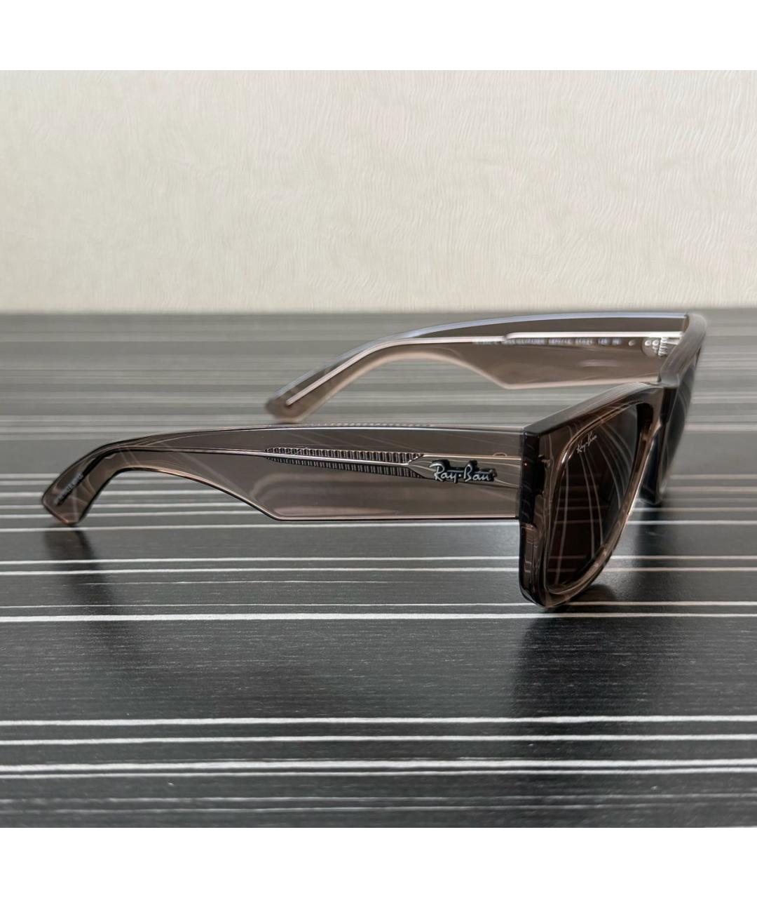RAY BAN Коричневые пластиковые солнцезащитные очки, фото 2
