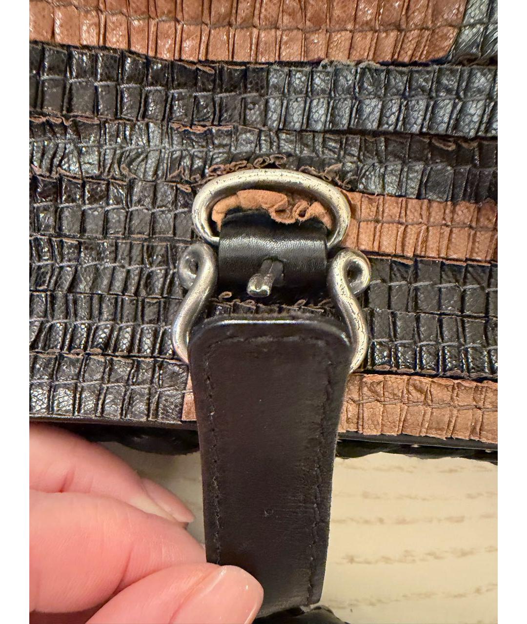 BOTTEGA VENETA Коричневая кожаная сумка с короткими ручками, фото 7