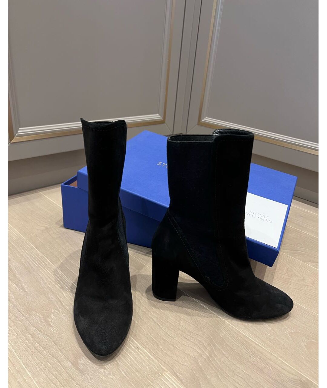STUART WEITZMAN Черные замшевые ботильоны, фото 2