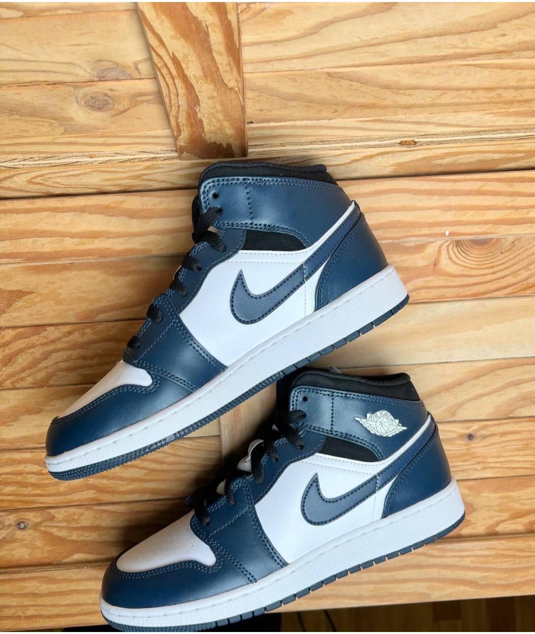 NIKE Белые кожаные высокие кроссовки / кеды, фото 3