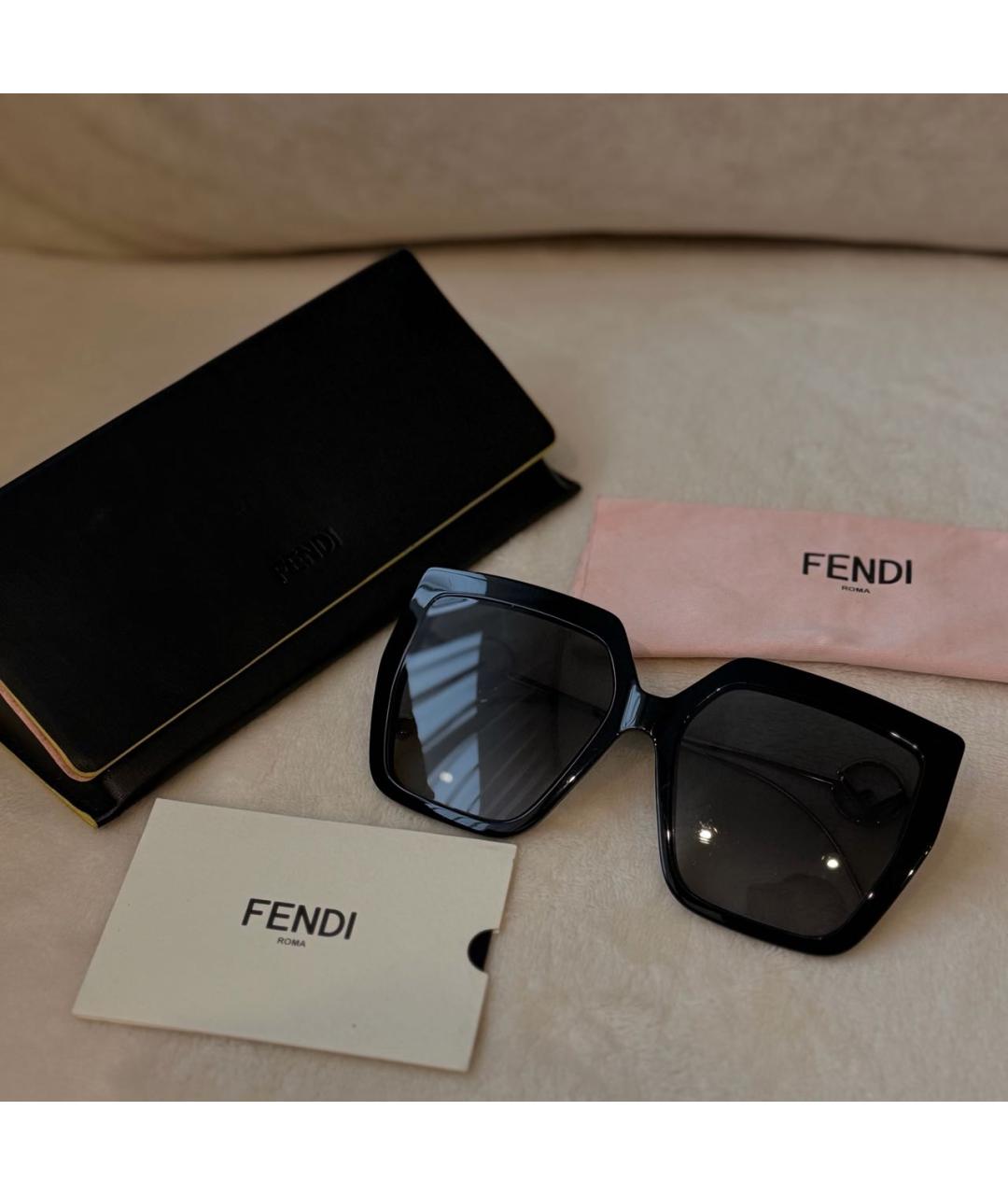 FENDI Черные пластиковые солнцезащитные очки, фото 4