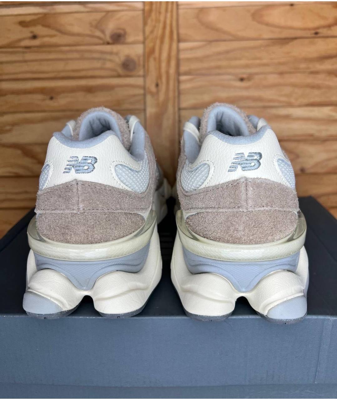 NEW BALANCE Бежевые замшевые кроссовки, фото 4