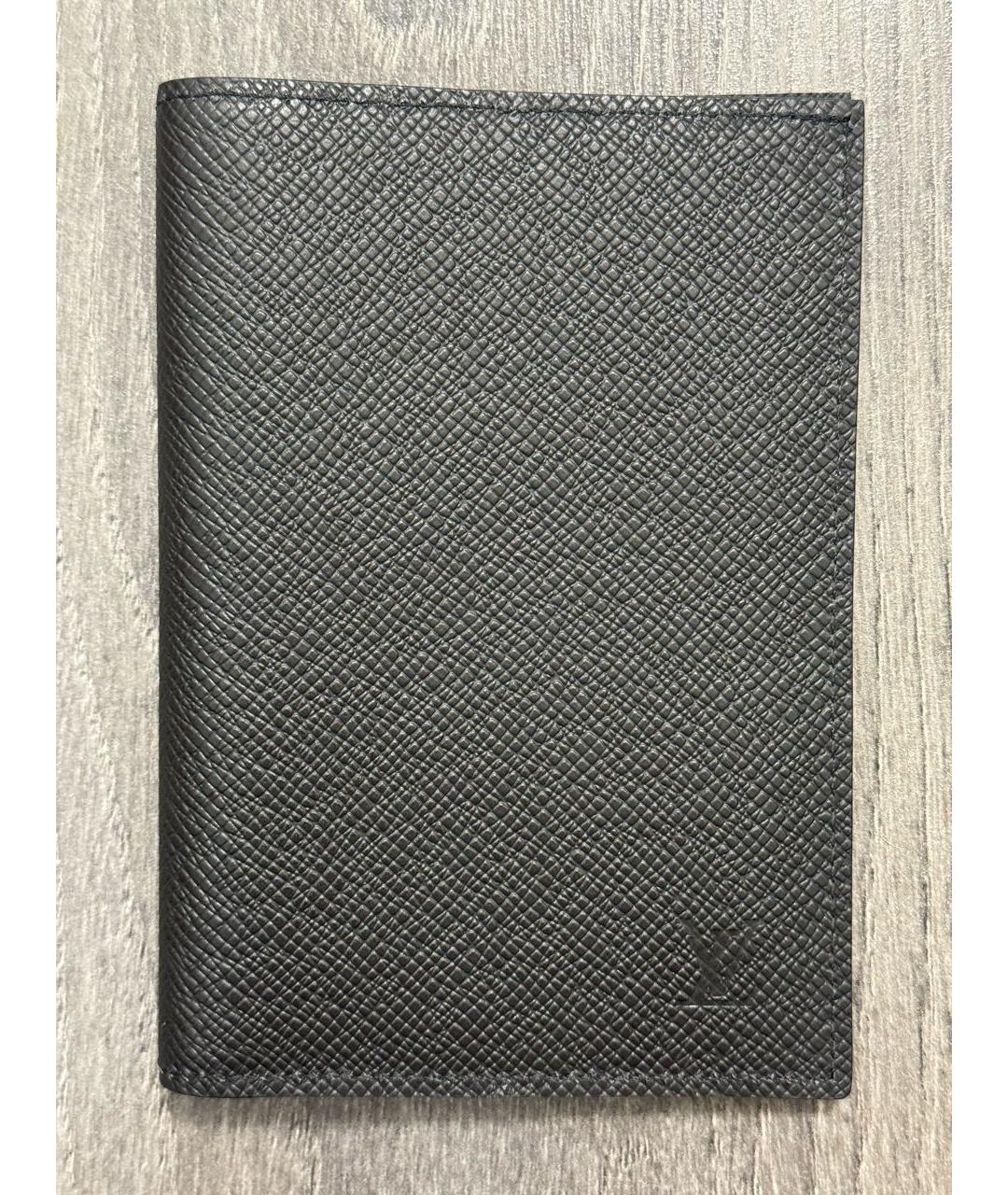 LOUIS VUITTON Черный кожаный кардхолдер, фото 2