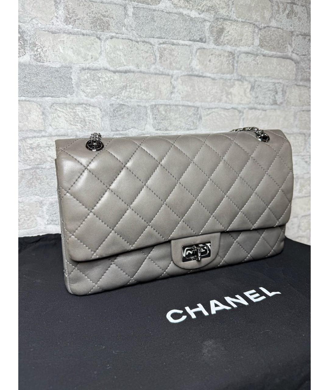 CHANEL Серая кожаная сумка через плечо, фото 2