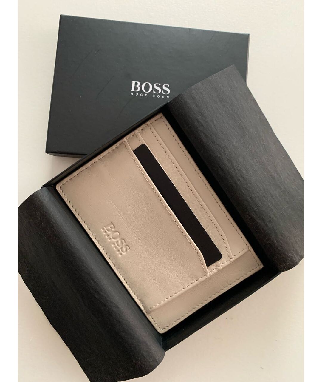 HUGO BOSS Бежевый кожаный кардхолдер, фото 5