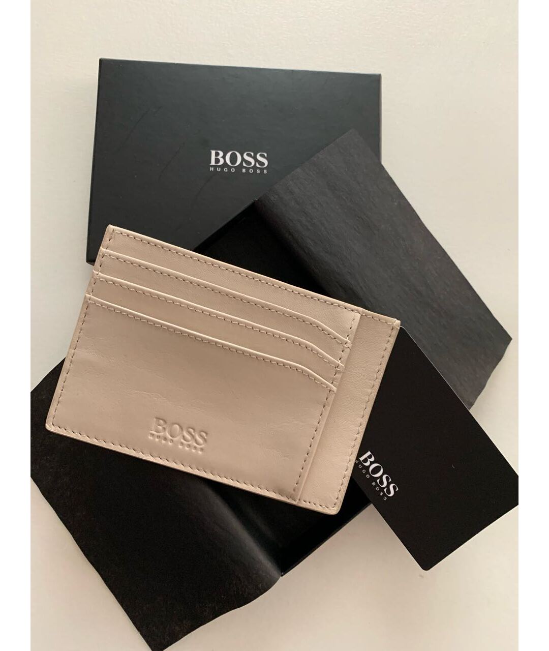 HUGO BOSS Бежевый кожаный кардхолдер, фото 4