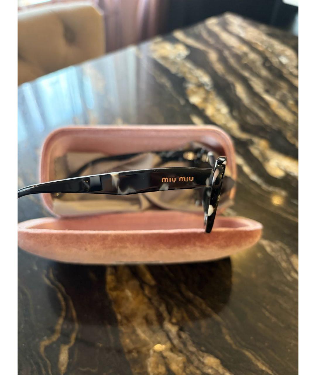 MIU MIU Черные пластиковые солнцезащитные очки, фото 3