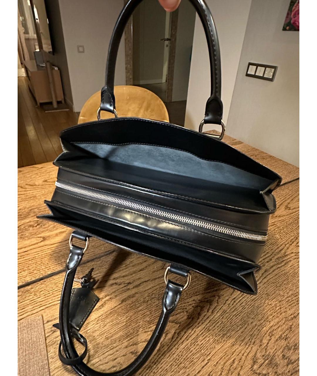 LOUIS VUITTON Черная кожаная сумка с короткими ручками, фото 8