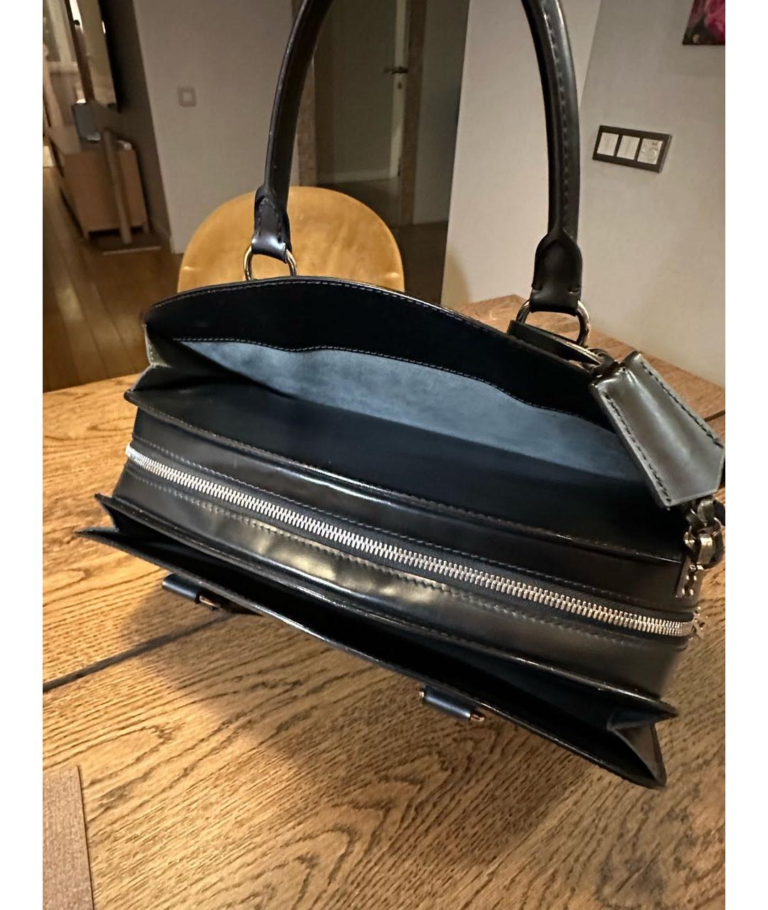 LOUIS VUITTON Черная кожаная сумка с короткими ручками, фото 7