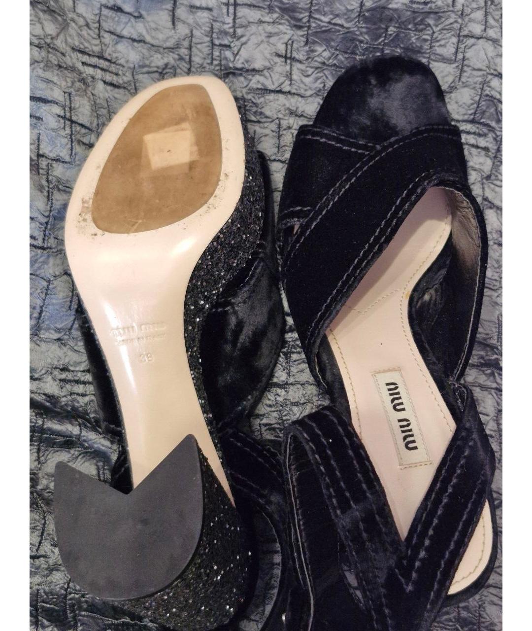 MIU MIU Черные бархатные босоножки, фото 6