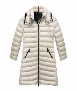 MONCLER Пуховик