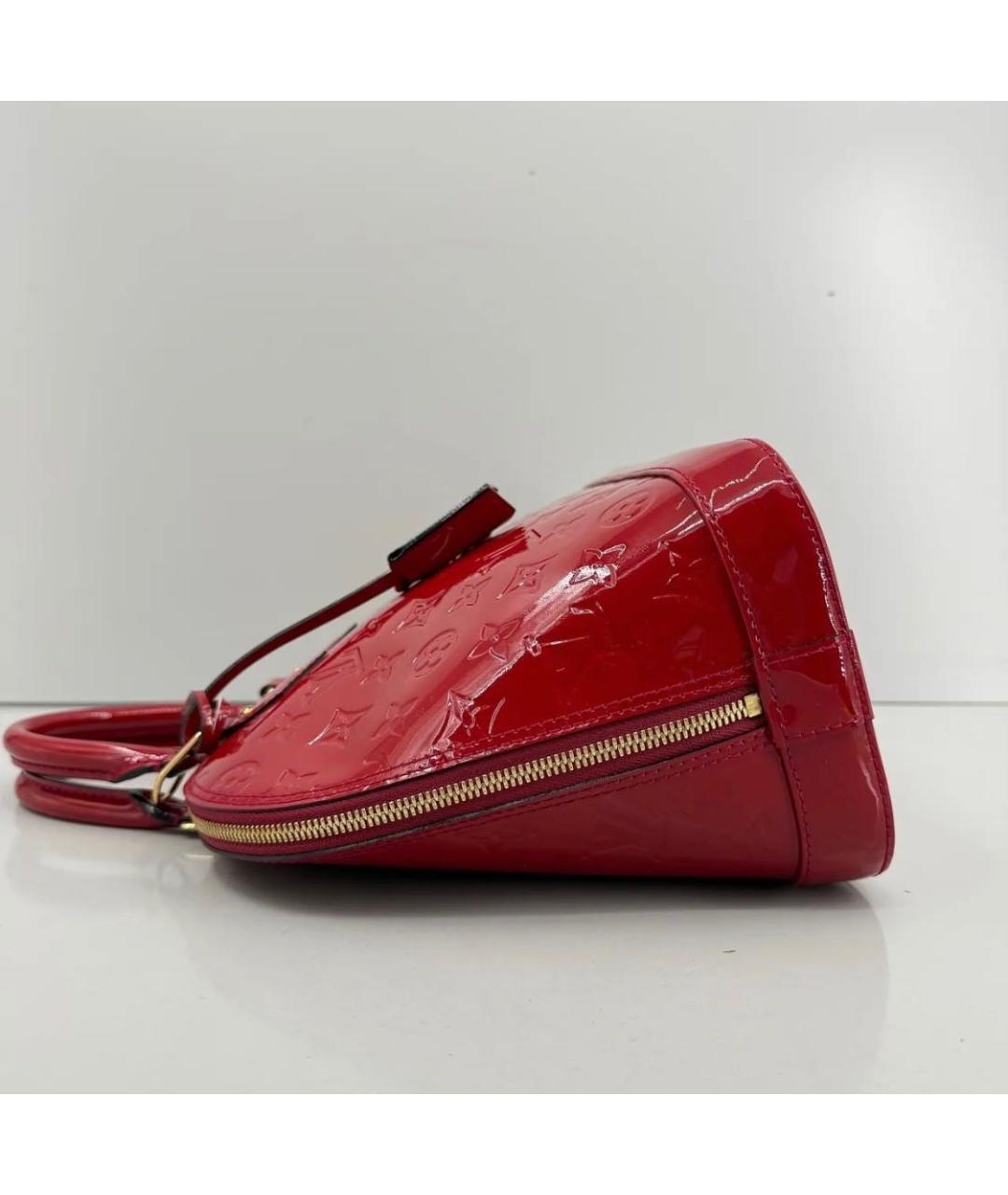 LOUIS VUITTON Красная сумка с короткими ручками из лакированной кожи, фото 6