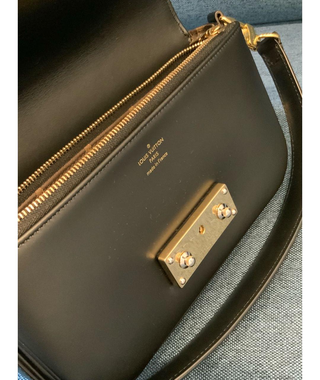 LOUIS VUITTON Черная кожаная сумка через плечо, фото 3