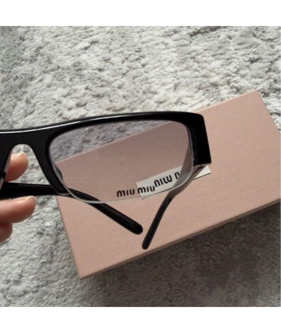 MIU MIU Черные пластиковые солнцезащитные очки, фото 5