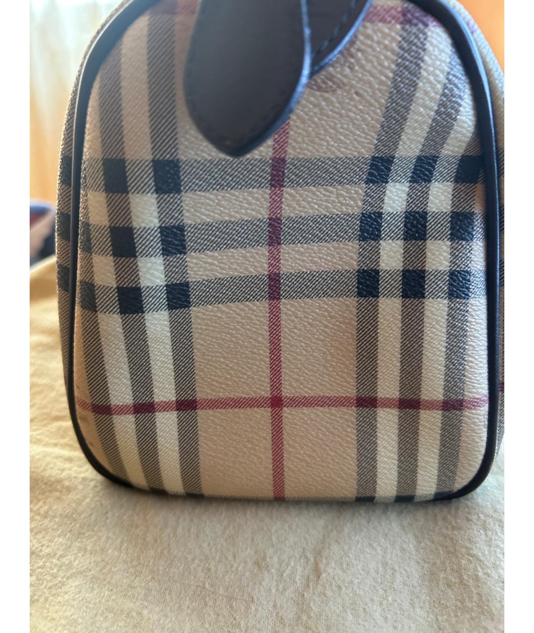 BURBERRY Бежевая кожаная сумка с короткими ручками, фото 3