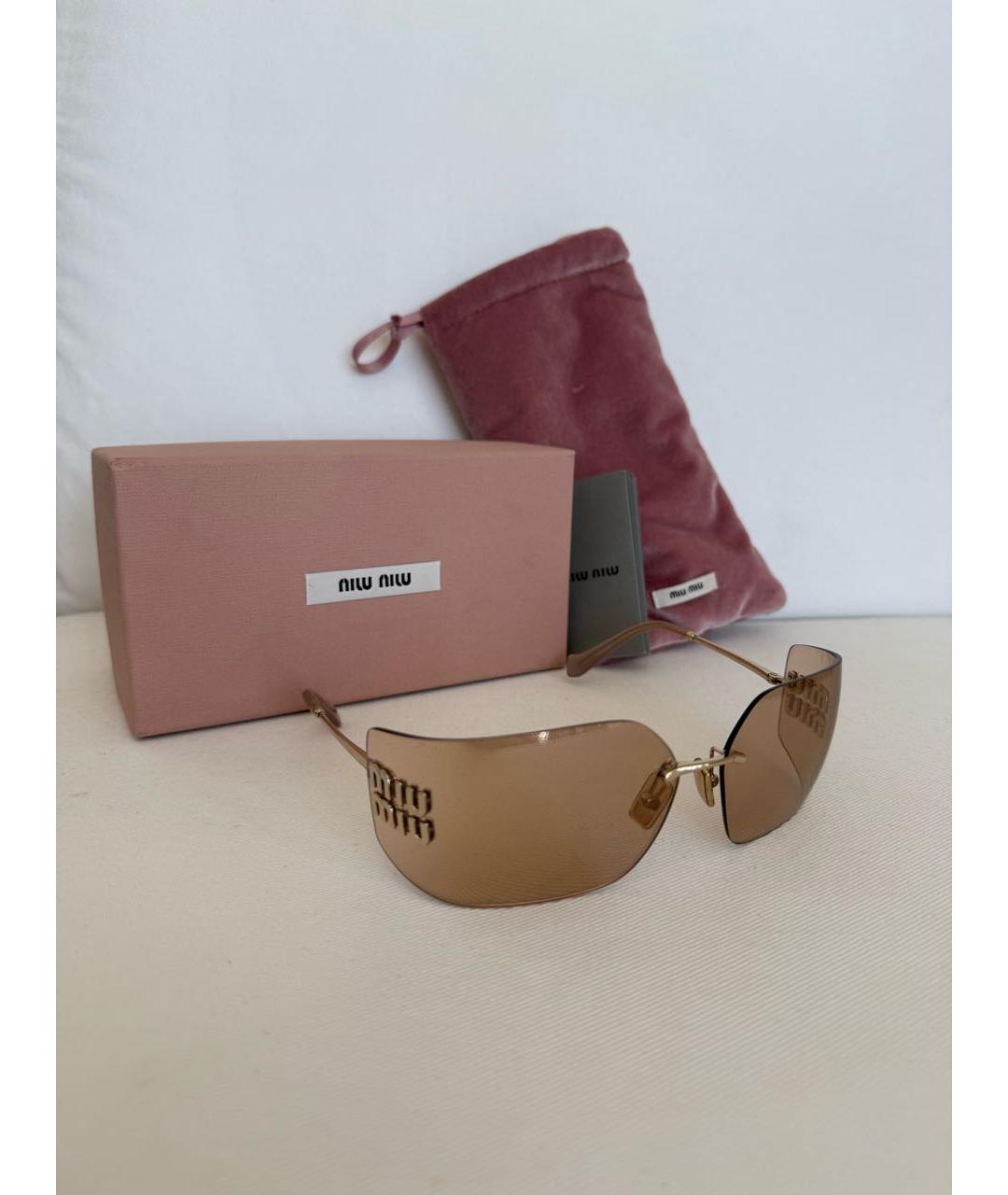 MIU MIU Золотые пластиковые солнцезащитные очки, фото 8