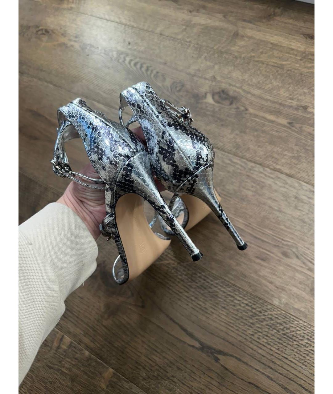 GIANVITO ROSSI Серебряные кожаные босоножки, фото 6