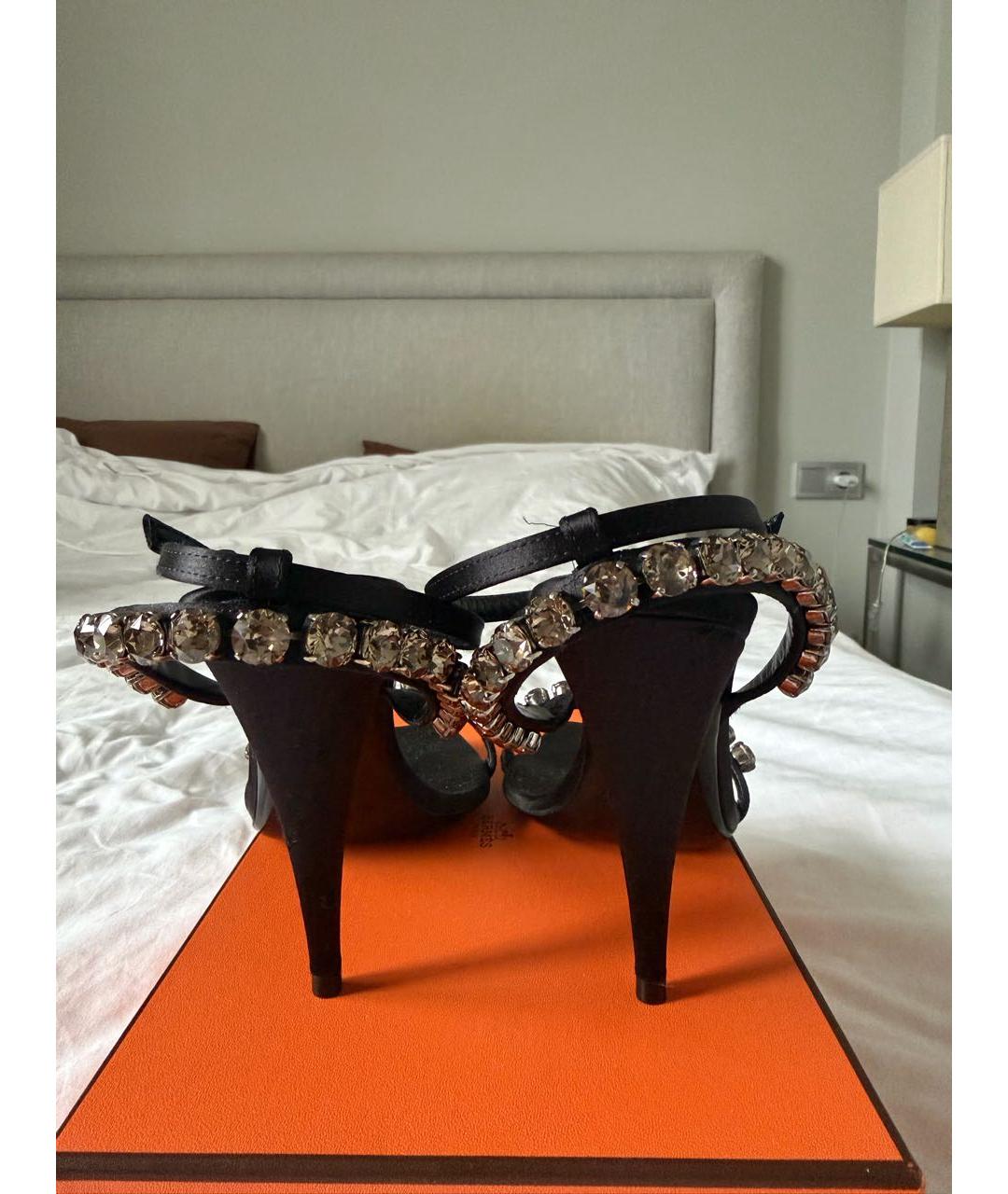 SAINT LAURENT Черные текстильные босоножки, фото 4