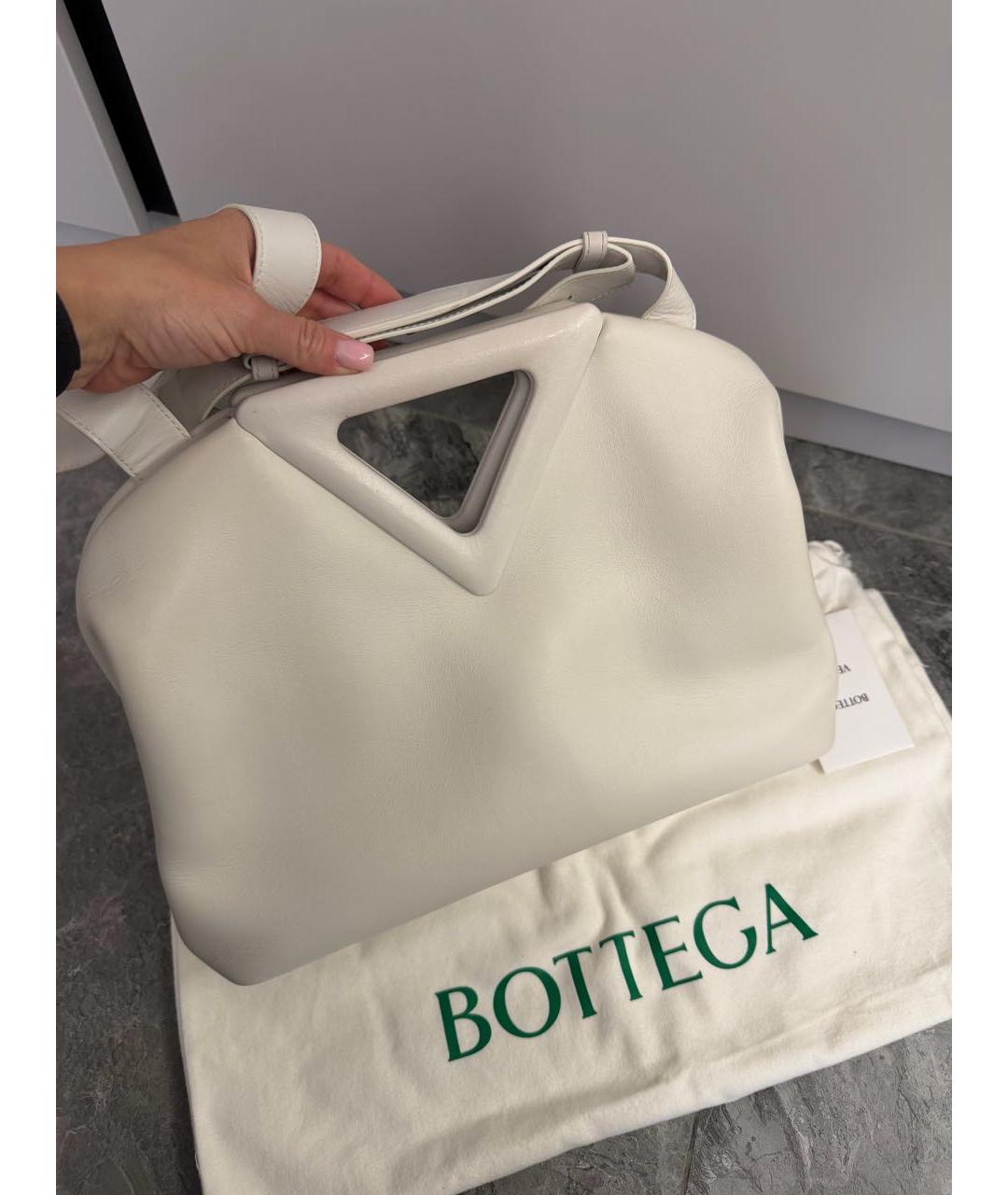 BOTTEGA VENETA Бежевая кожаная сумка с короткими ручками, фото 9