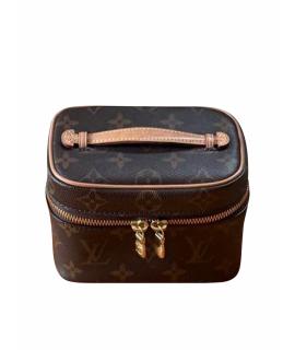 LOUIS VUITTON Косметичка