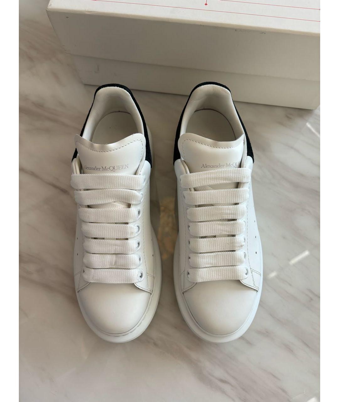 ALEXANDER MCQUEEN Белые кожаные кеды, фото 2