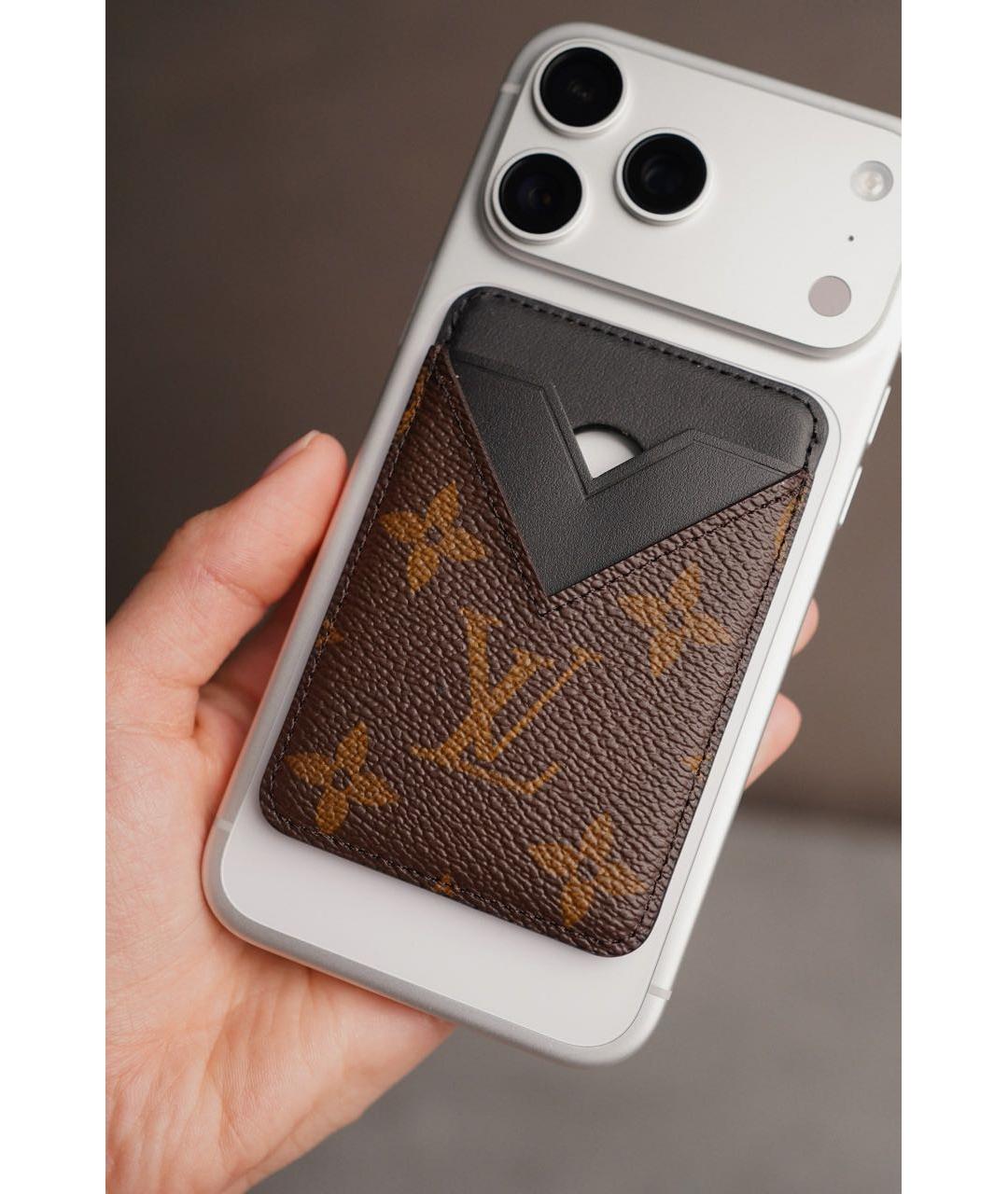 LOUIS VUITTON Коричневый кардхолдер, фото 5