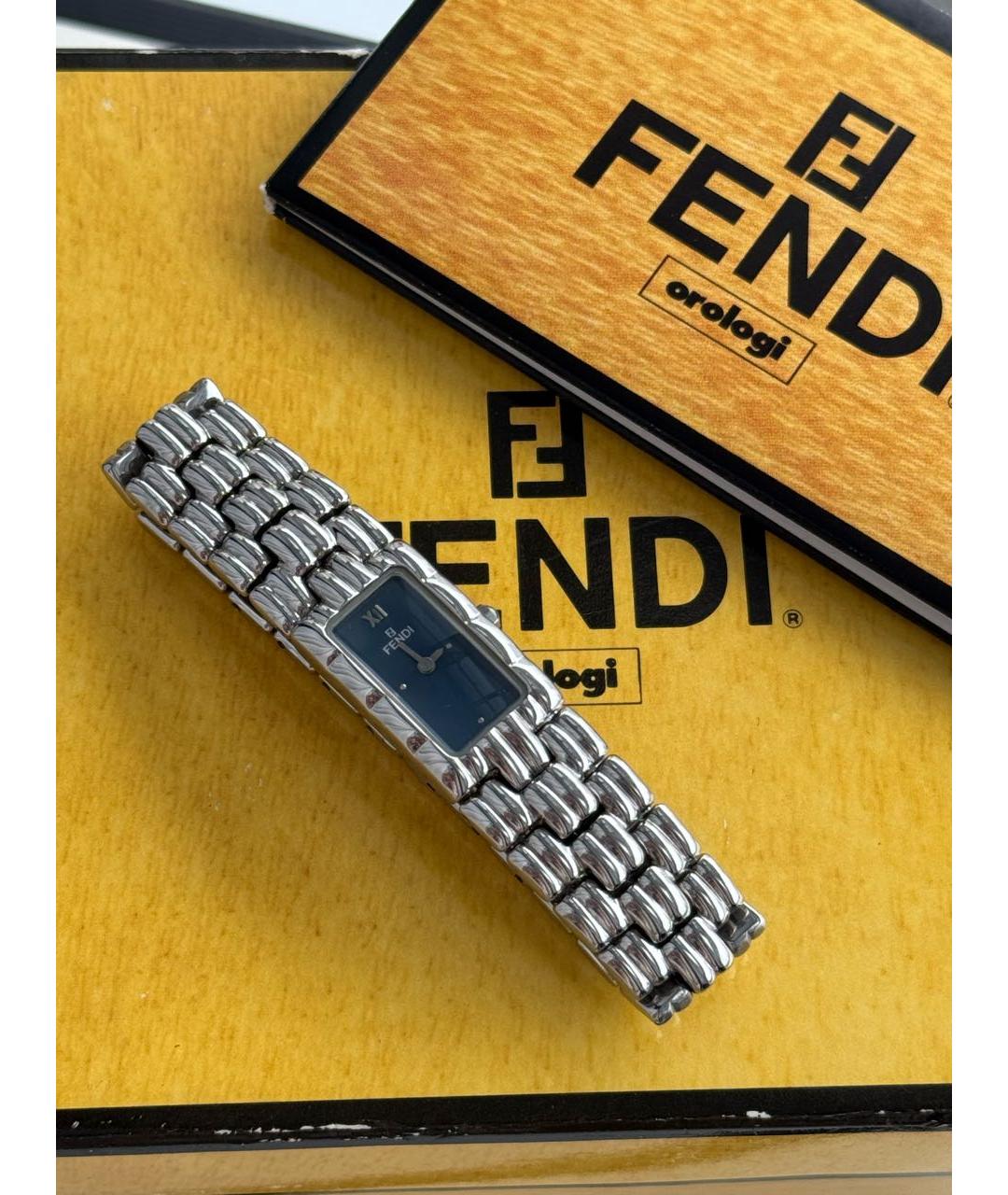 FENDI Серебряные стальные часы, фото 3