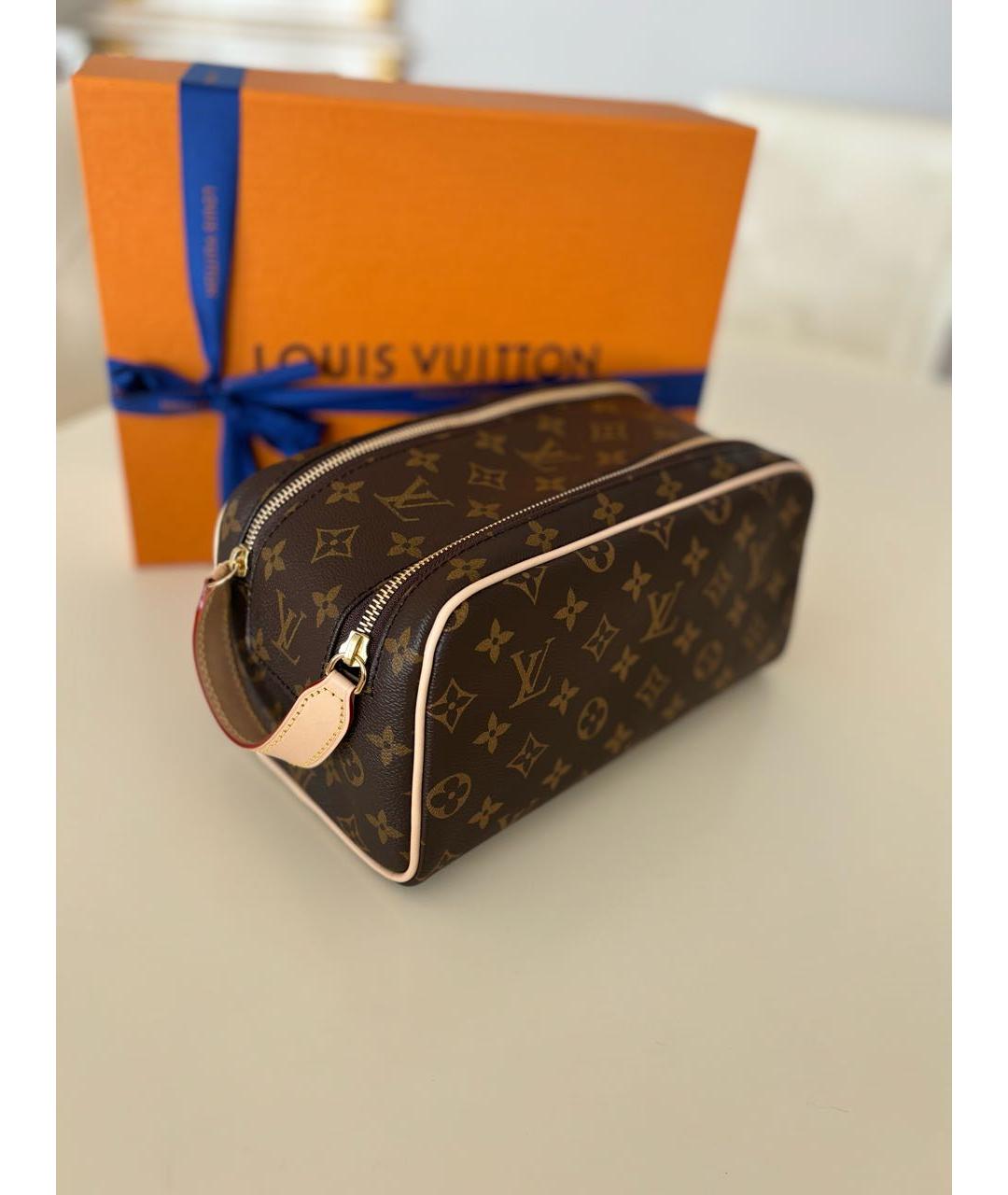 LOUIS VUITTON Коричневая косметичка, фото 8