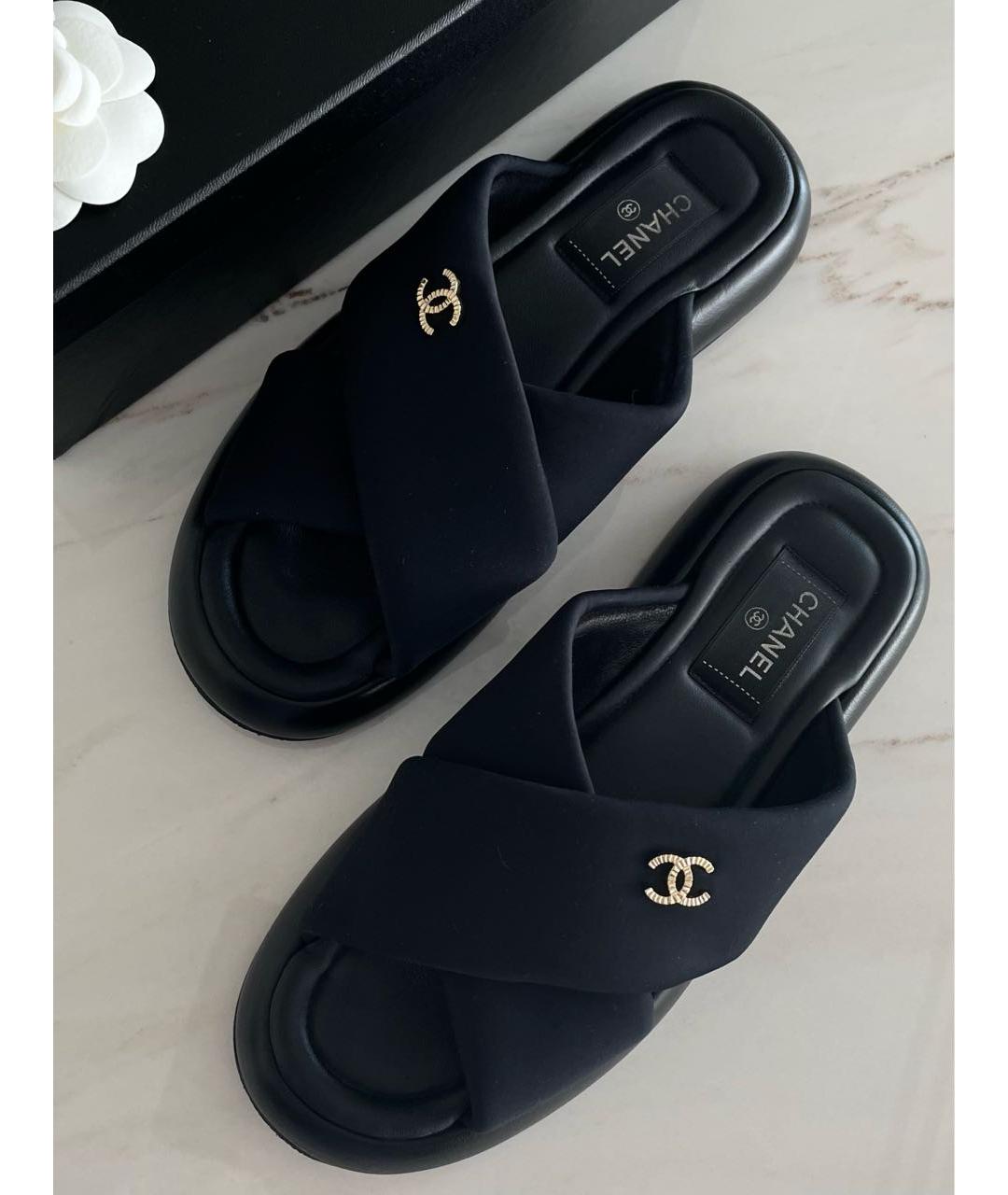 CHANEL Черные шлепанцы, фото 4