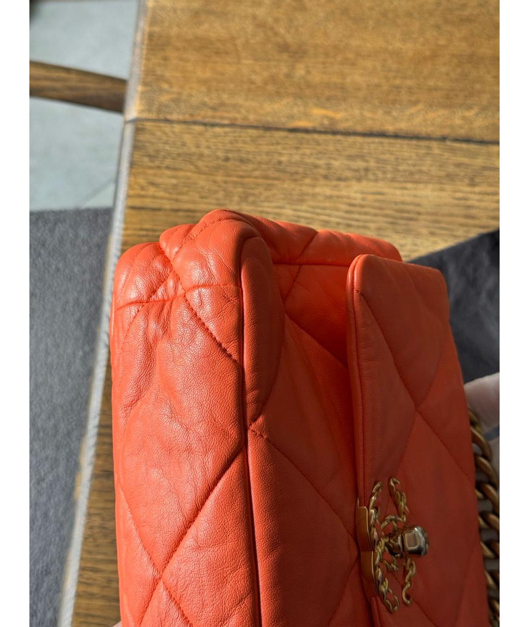 CHANEL Оранжевая кожаная сумка через плечо, фото 2