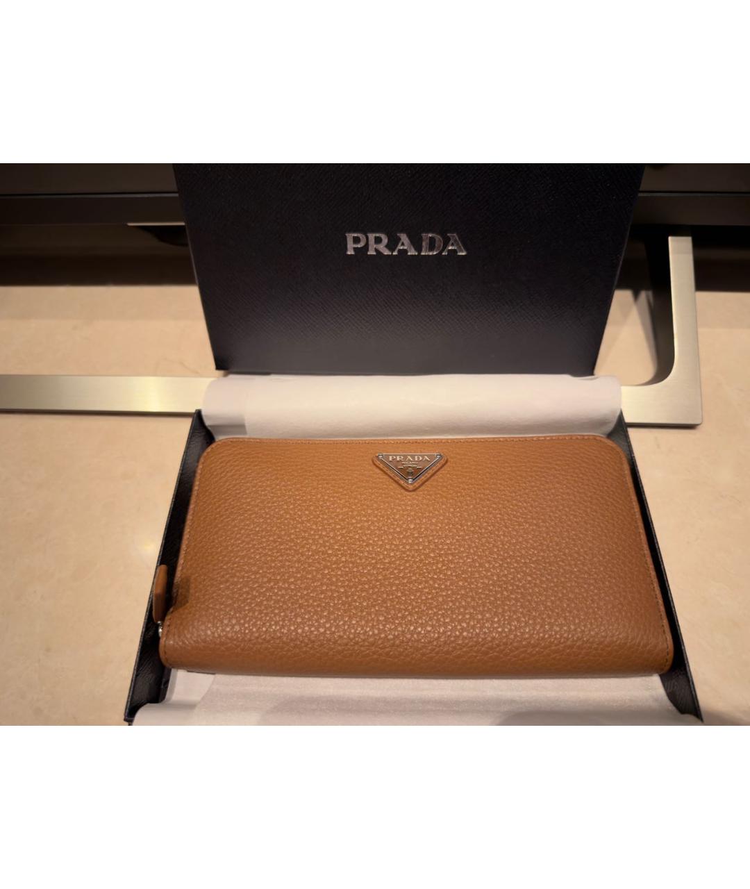 PRADA Бежевый кожаный кошелек, фото 5