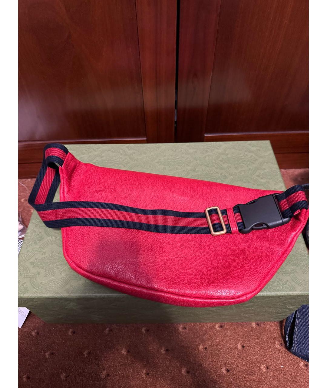 GUCCI Красная кожаная поясная сумка, фото 2