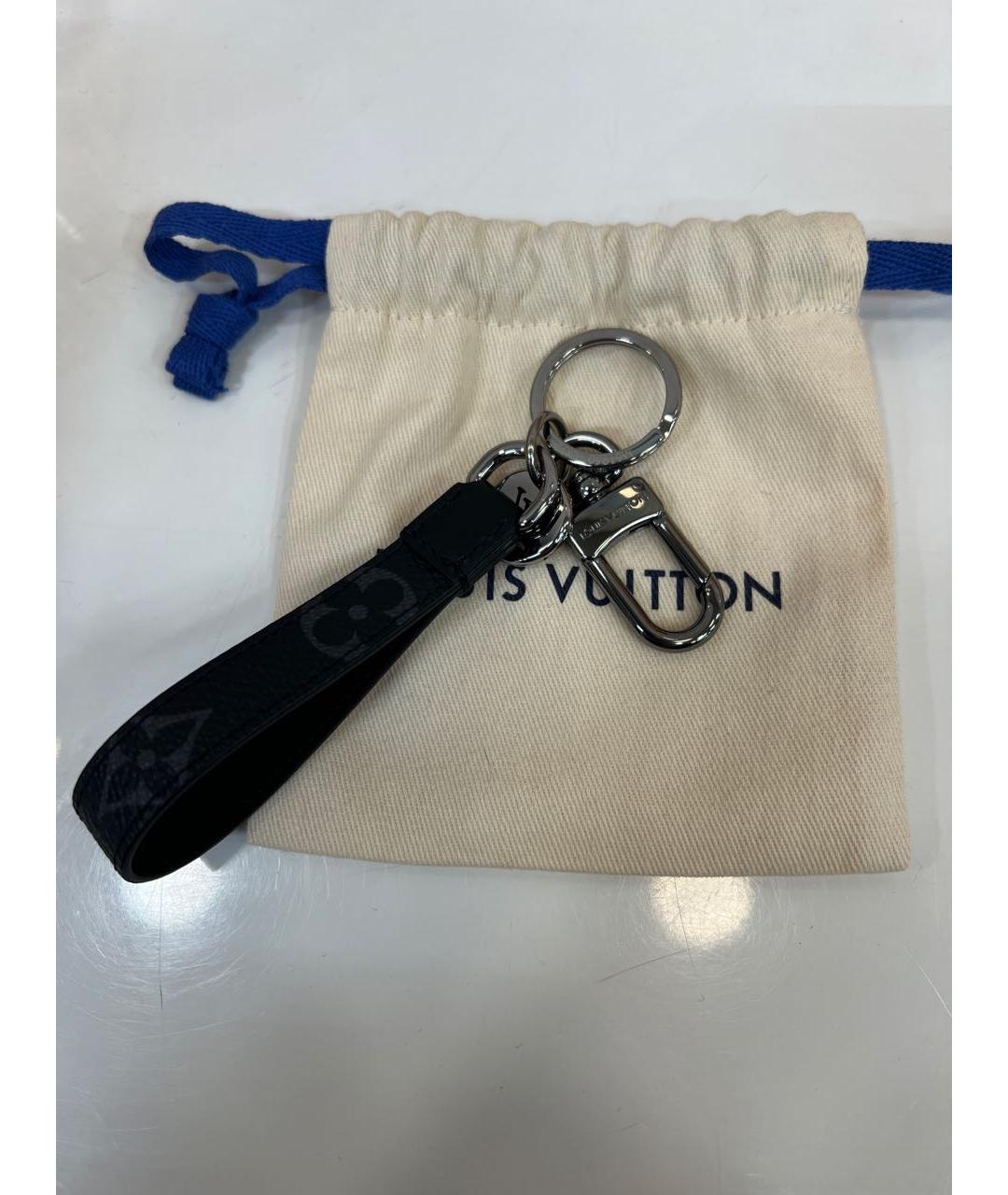 LOUIS VUITTON Черный брелок, фото 3