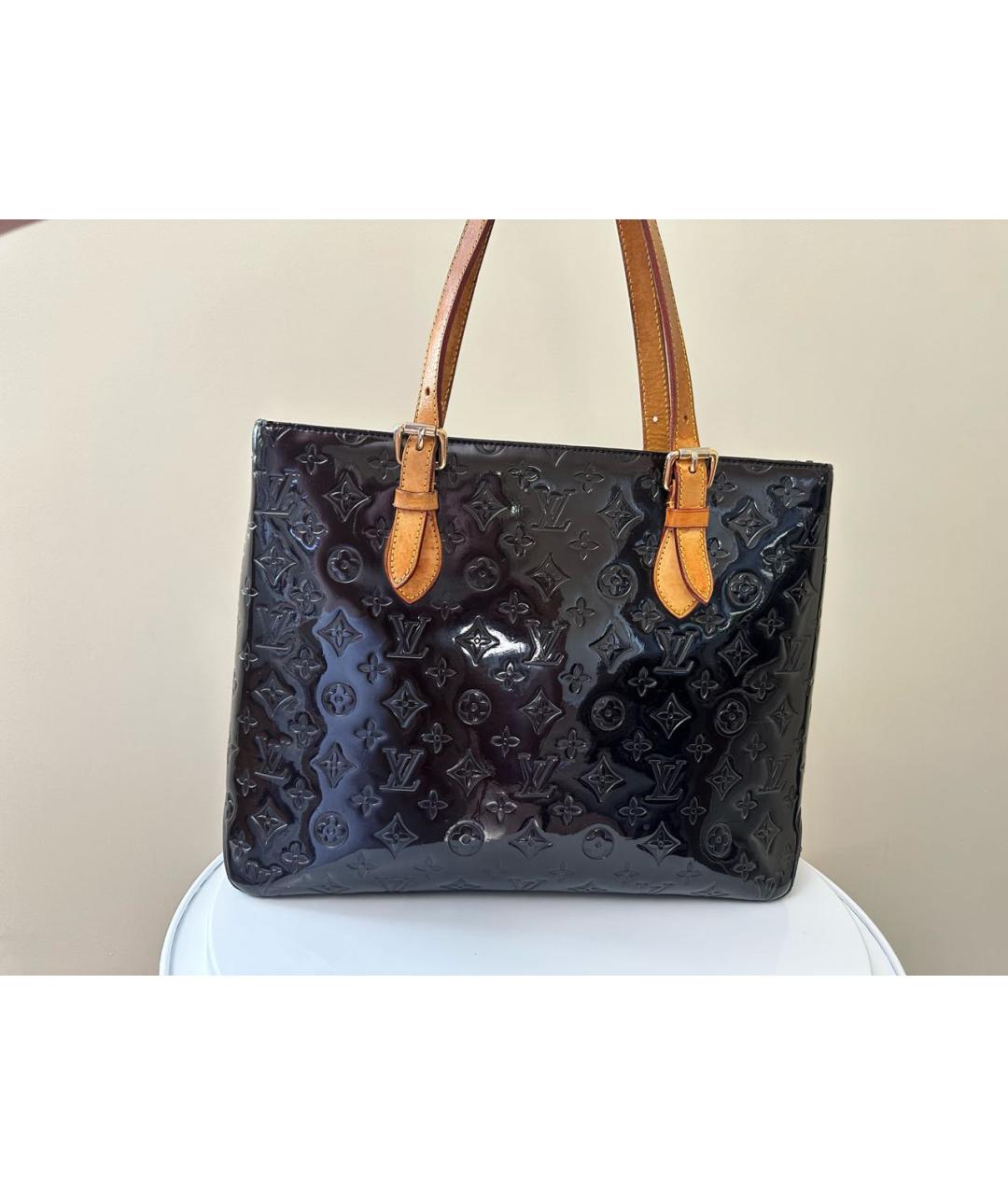 LOUIS VUITTON Черная сумка тоут из лакированной кожи, фото 9