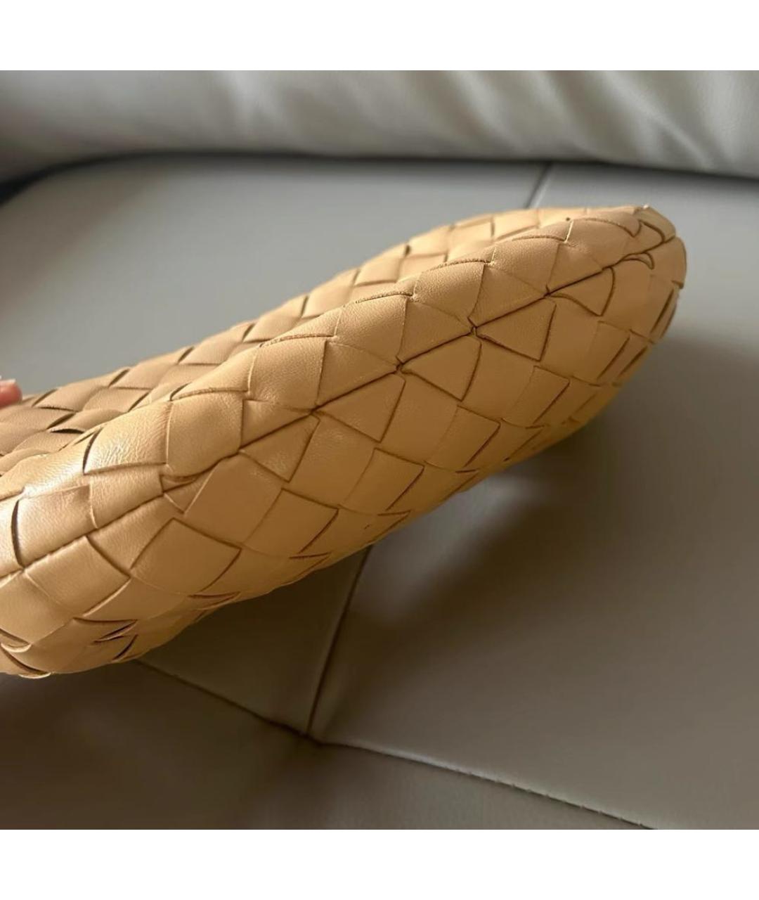 BOTTEGA VENETA Бежевая кожаная сумка с короткими ручками, фото 5