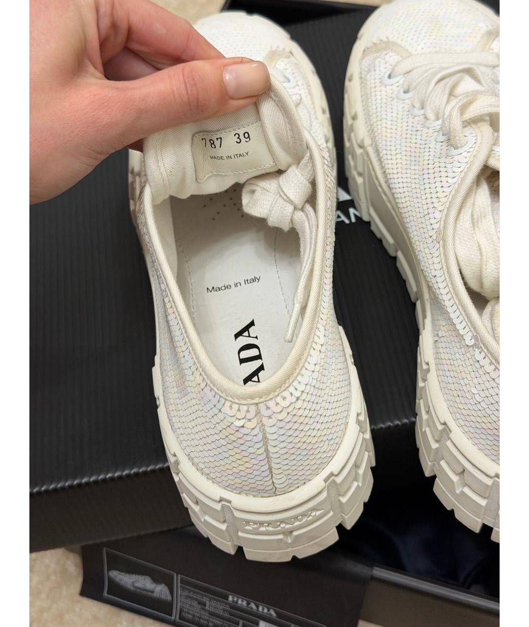 PRADA Белые текстильные кеды, фото 7