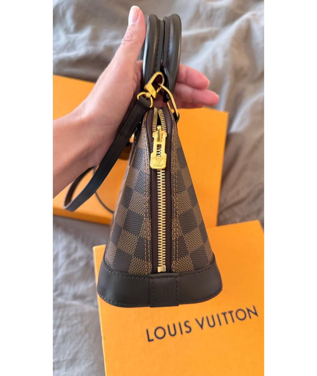 LOUIS VUITTON Коричневая сумка с короткими ручками из искусственной кожи, фото 7