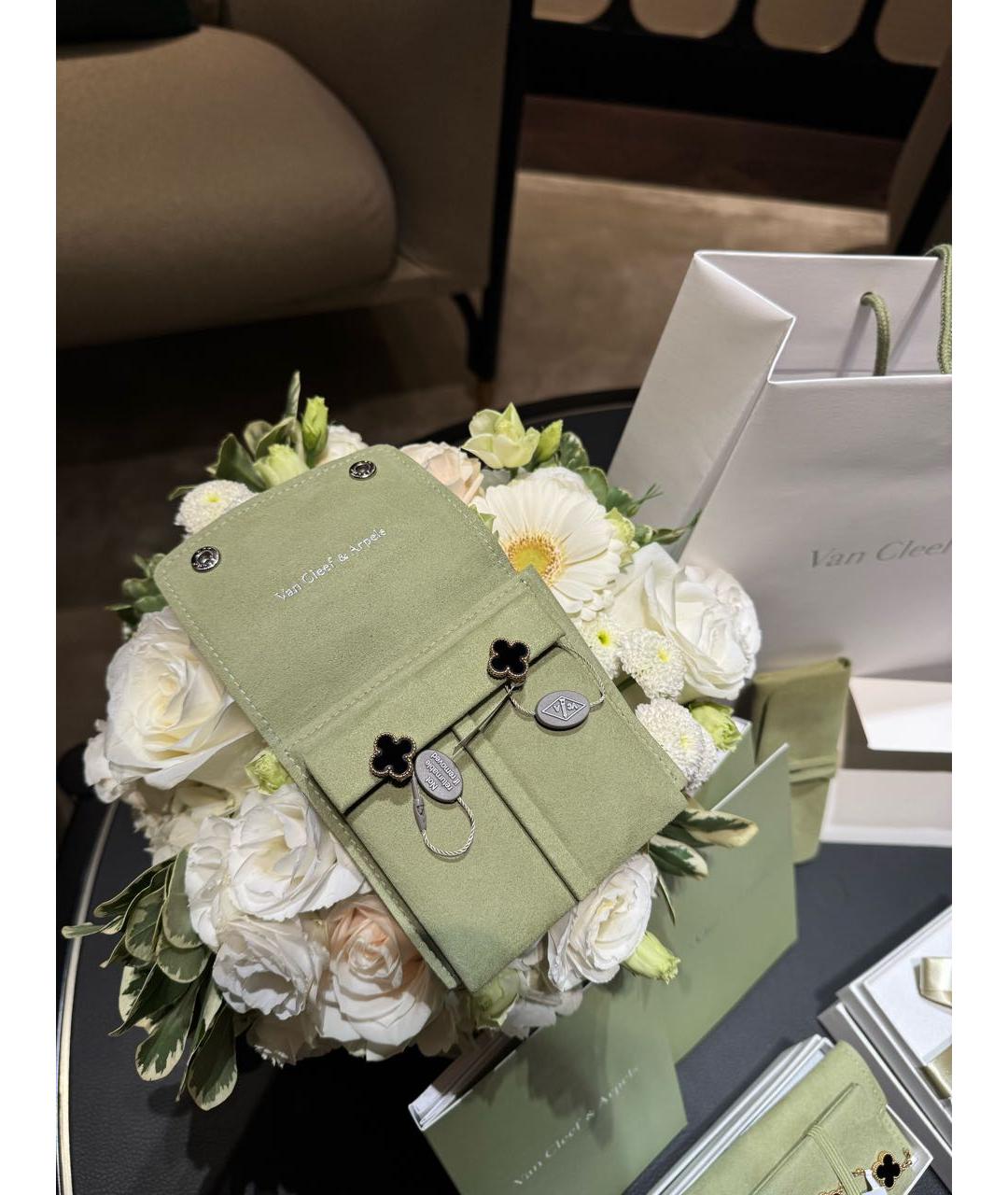 VAN CLEEF & ARPELS Черные серьги из желтого золота, фото 3