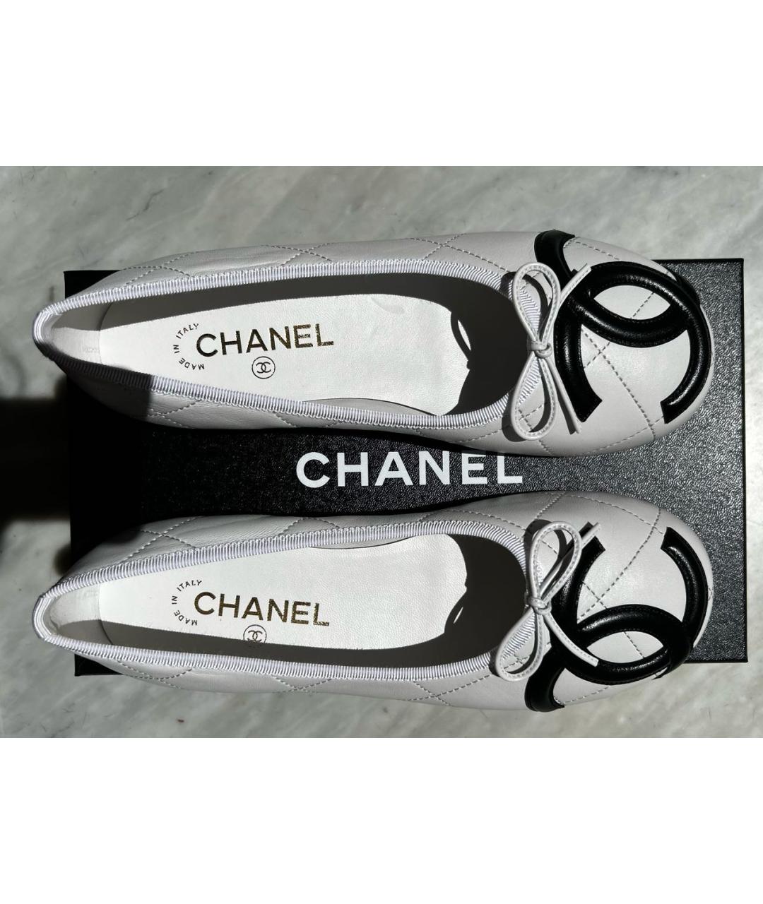 CHANEL Белые кожаные балетки, фото 5